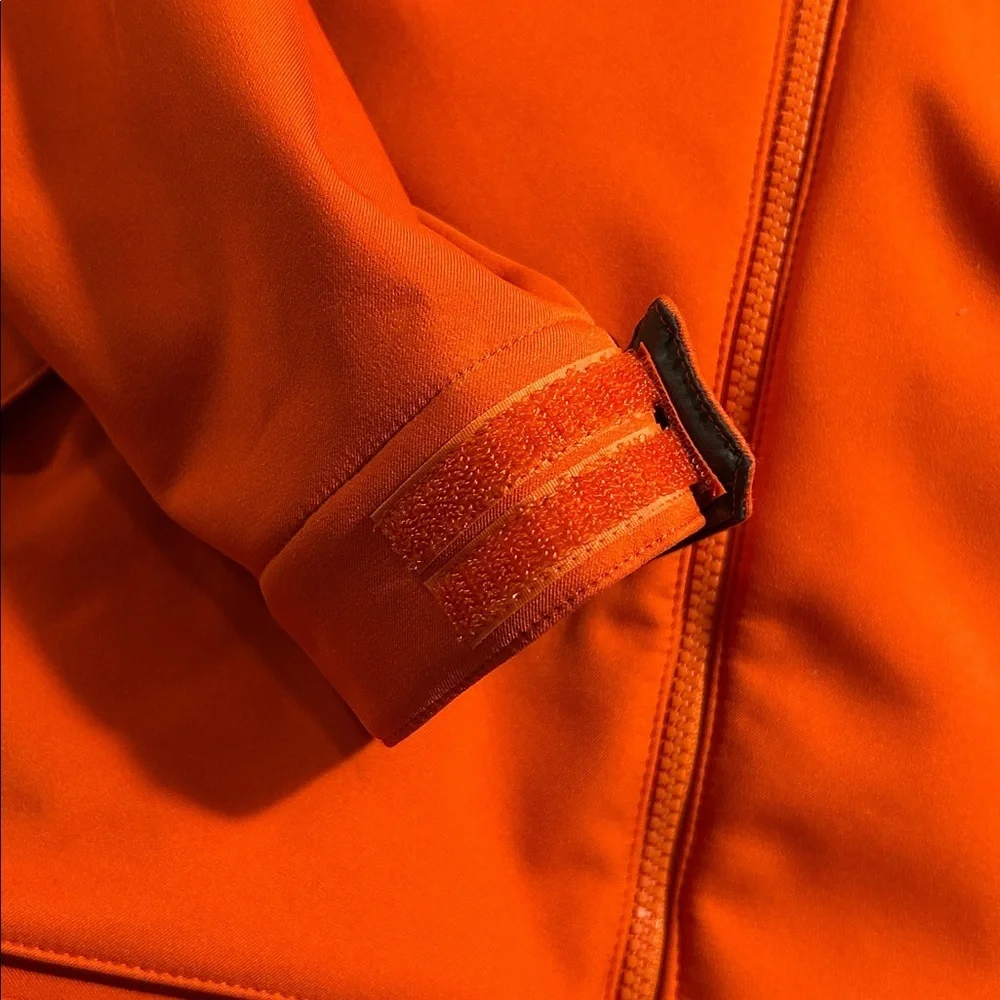 Under Armour Storm Vibrant Orange Zip-Up Jacket With Hood and Pockets Size M